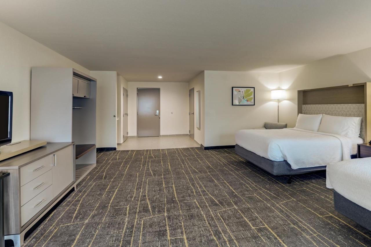 Holiday Inn Mobile Airport By Ihg Bagian luar foto