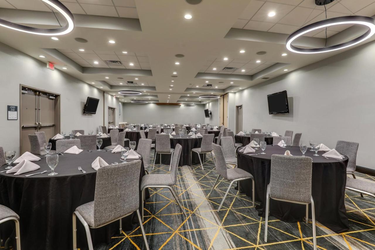 Holiday Inn Mobile Airport By Ihg Bagian luar foto