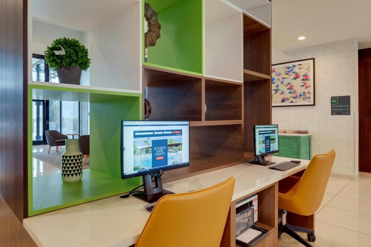 Holiday Inn Mobile Airport By Ihg Bagian luar foto