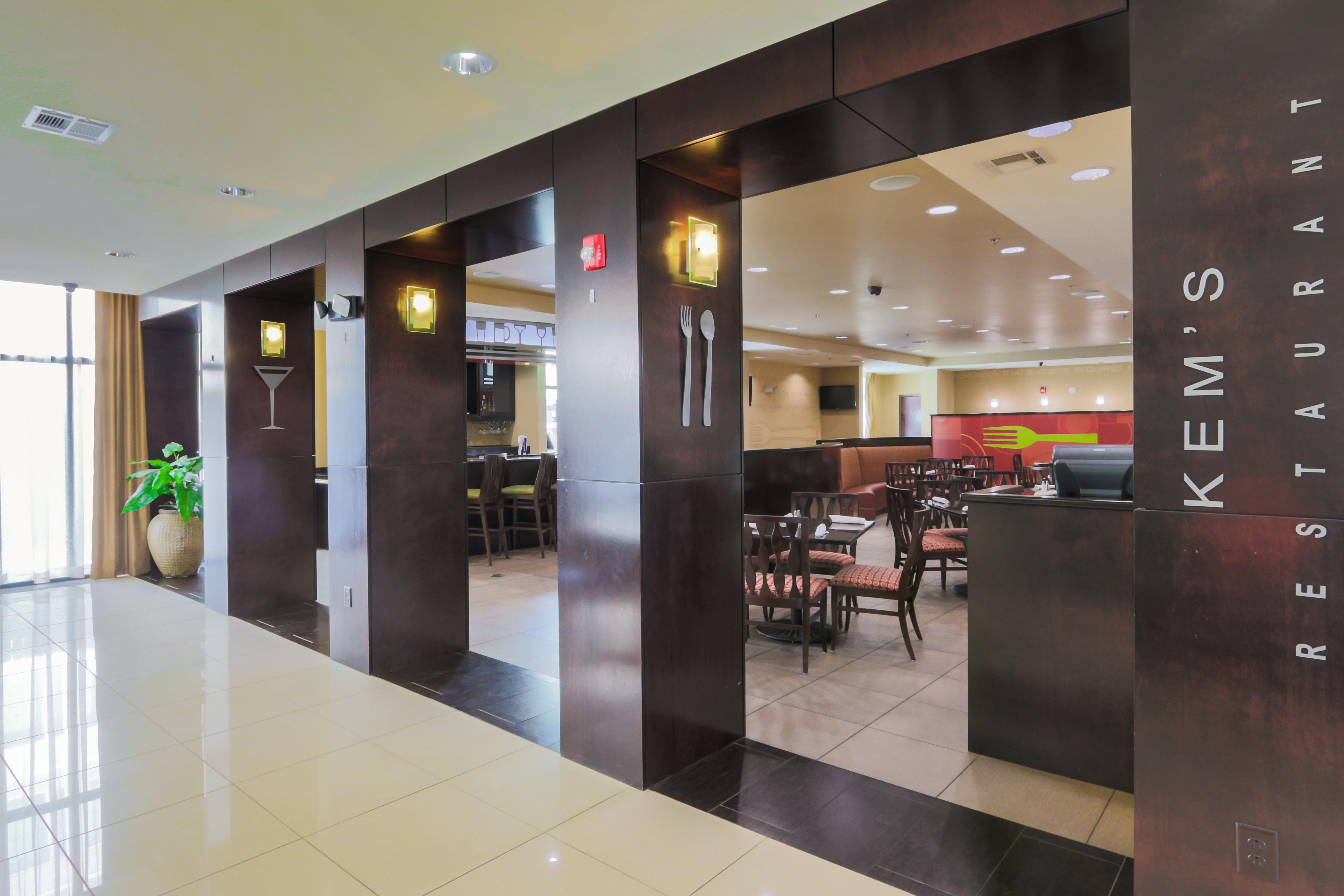Holiday Inn Mobile Airport By Ihg Bagian luar foto